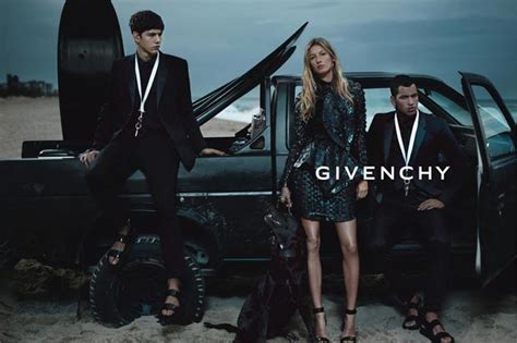 marque velo pub givenchy|givenchy fashion designer.